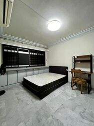Blk 842 Jurong West Street 81 (Jurong West), HDB Executive #549405911